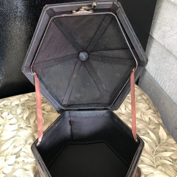 Vintage Hawaiian Handmade Rattan~Bamboo Box - Picture 6 of 11